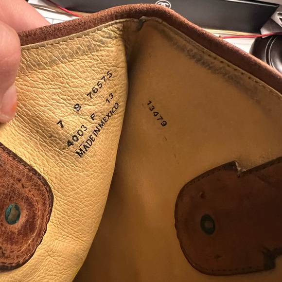 🛑 1 hour sale. Frye, size 7, tall brown Rustic Leather Boots - Picture 9 of 13